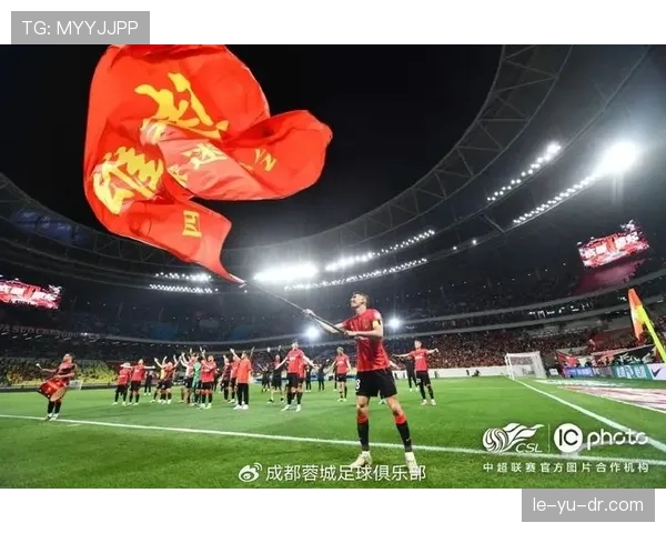 中超各队战术革新提速，新赛季多样打法点燃赛场战火