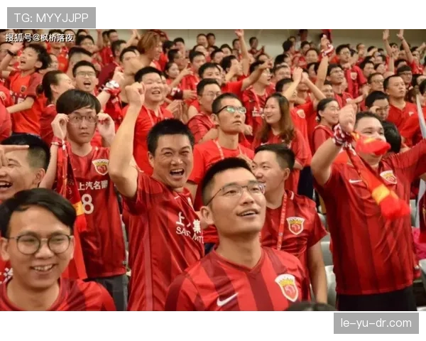 瓦拉内稳健发挥成关键，助球队延续赛季竞争力